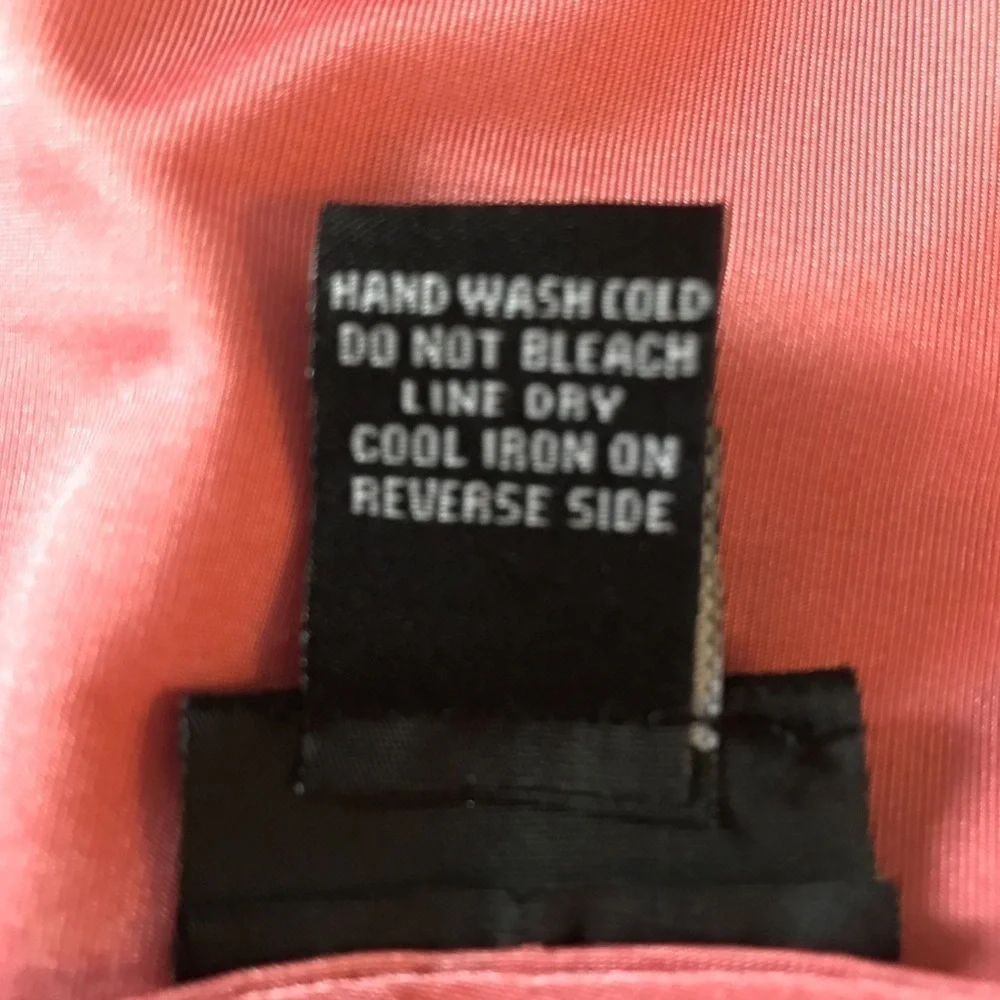 𝅺RUE 21 Top - Picture 7 of 7